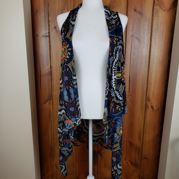 Scarf Vest - Picture 4 of 8